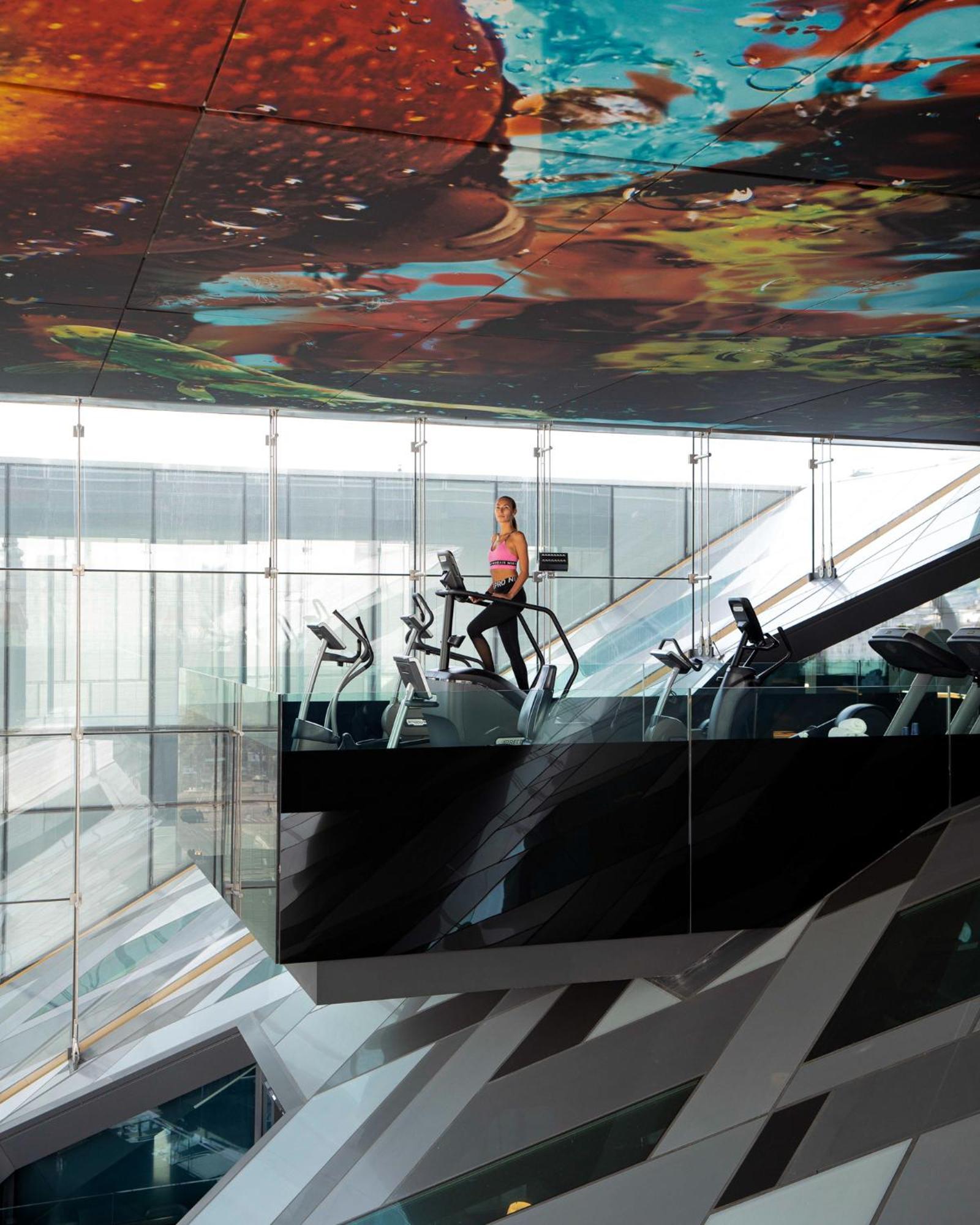 So/ Vienna Hotel Exterior photo The gym at the 108th floor